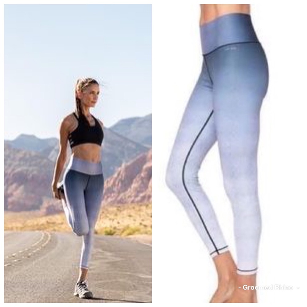AR-33 Alpha Hi Waist Ombré Geometric Leggings